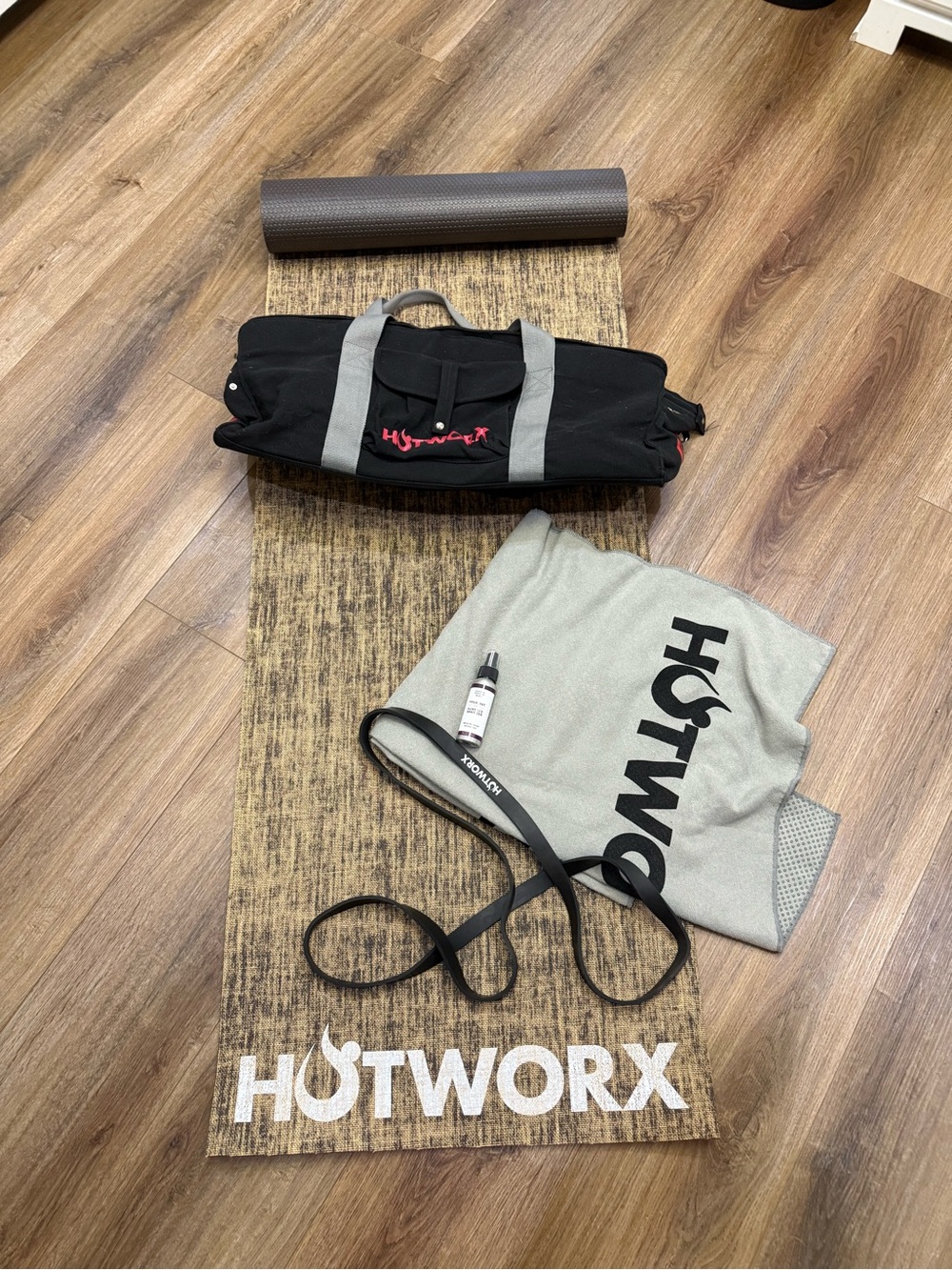 HOTWORX Yoga Mat Yoga Towel Black Canvas Carrying Bag Sanitizer Spray And Band